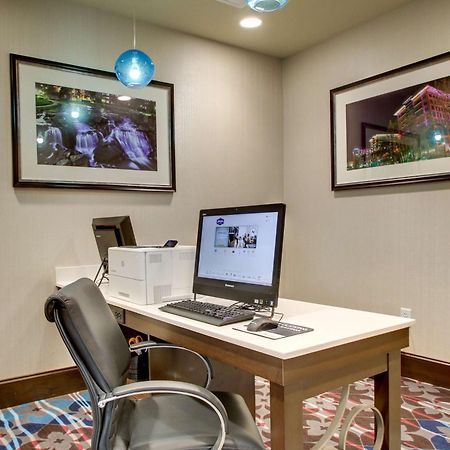 Hampton Inn & Suites Greenville Airport Bagian luar foto