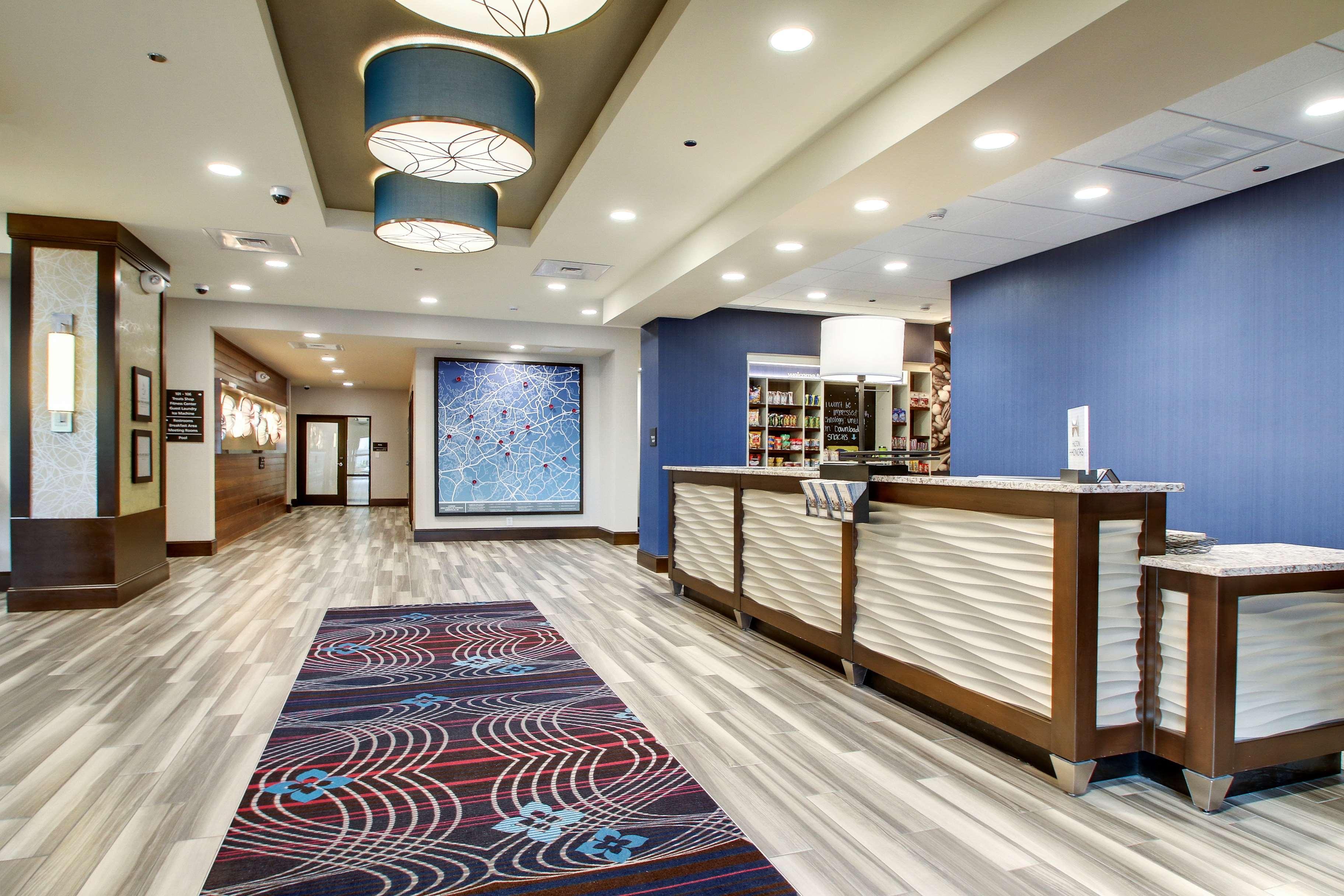 Hampton Inn & Suites Greenville Airport Bagian luar foto