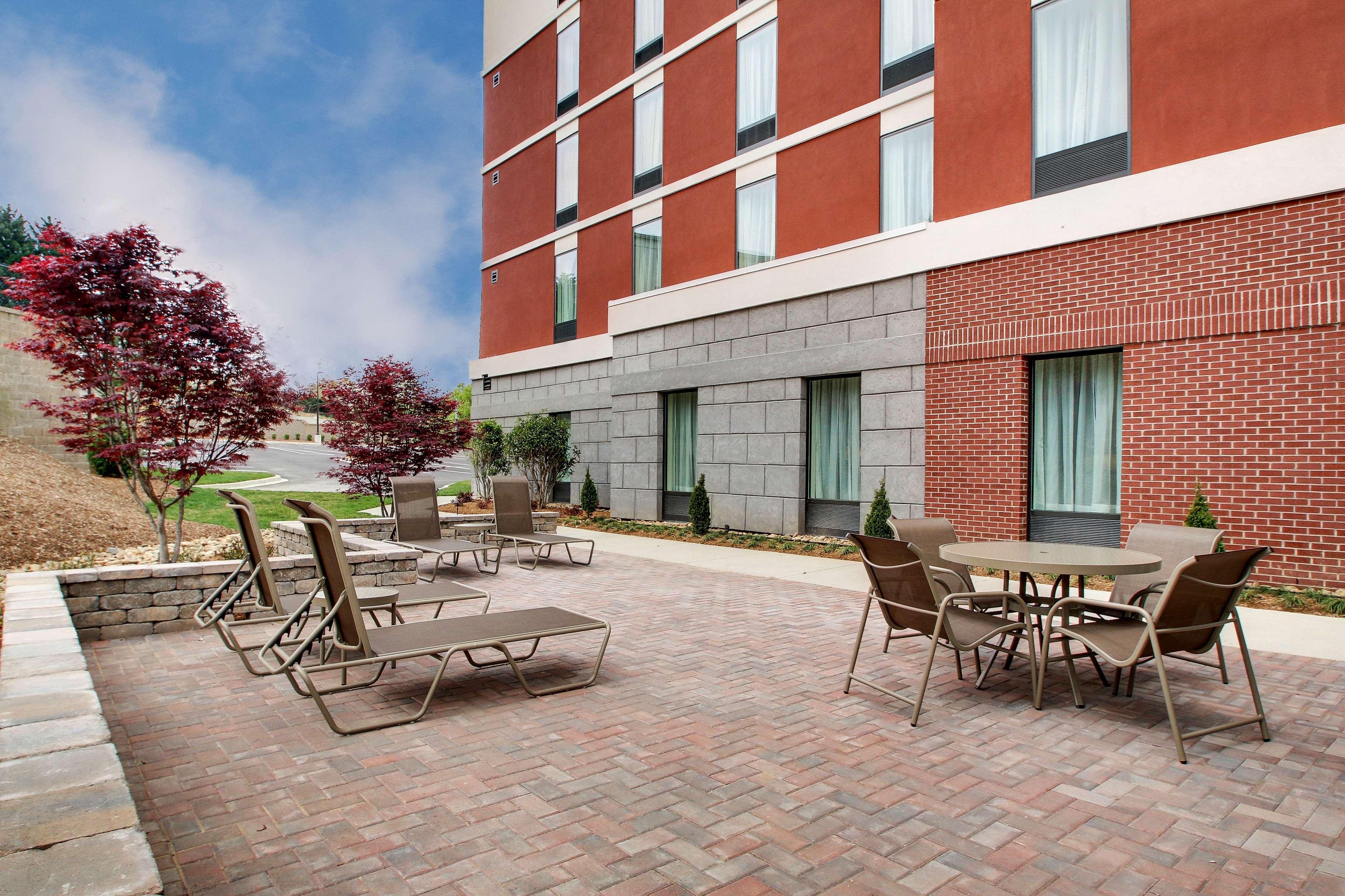 Hampton Inn & Suites Greenville Airport Bagian luar foto