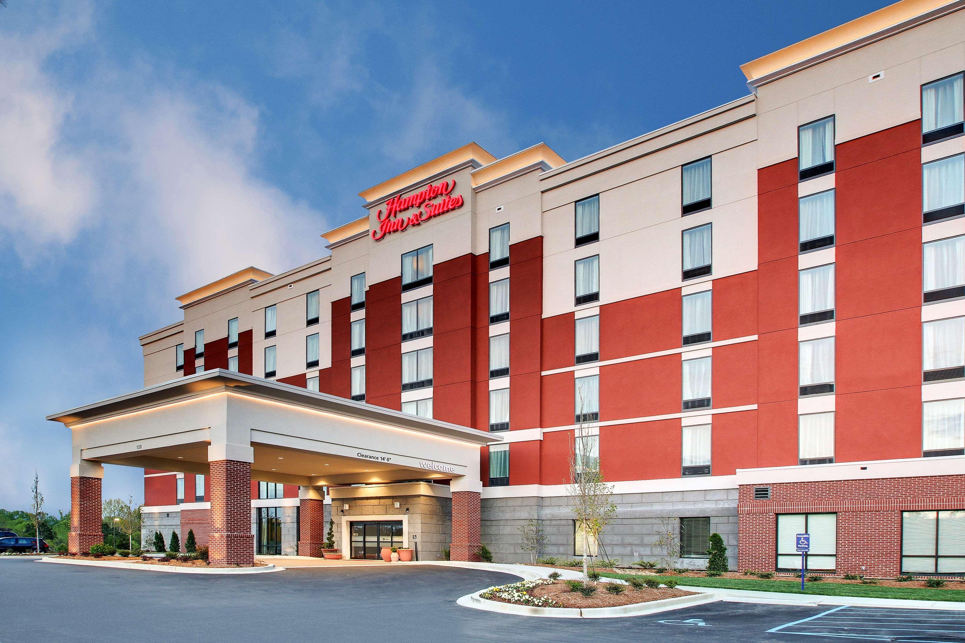 Hampton Inn & Suites Greenville Airport Bagian luar foto