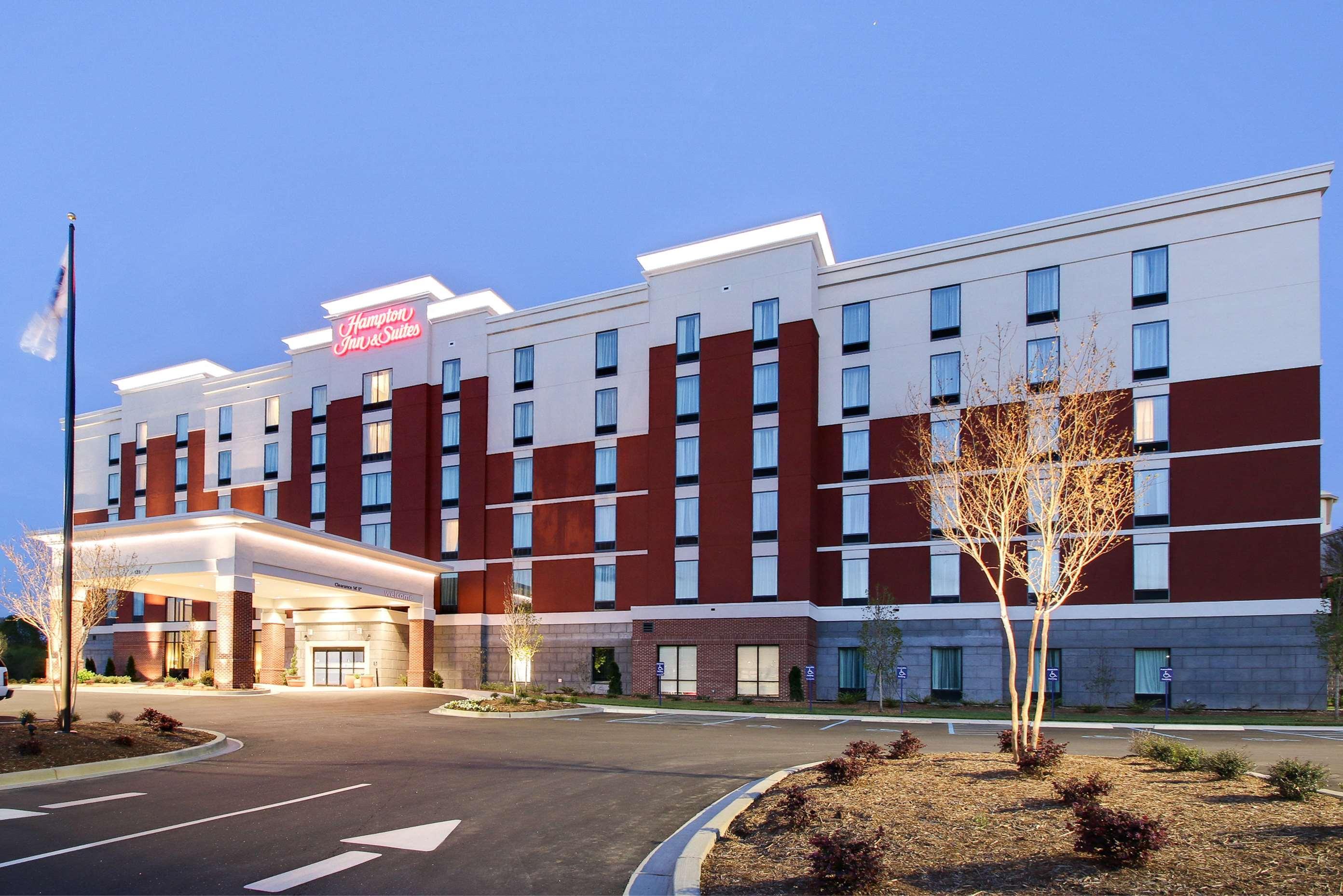 Hampton Inn & Suites Greenville Airport Bagian luar foto
