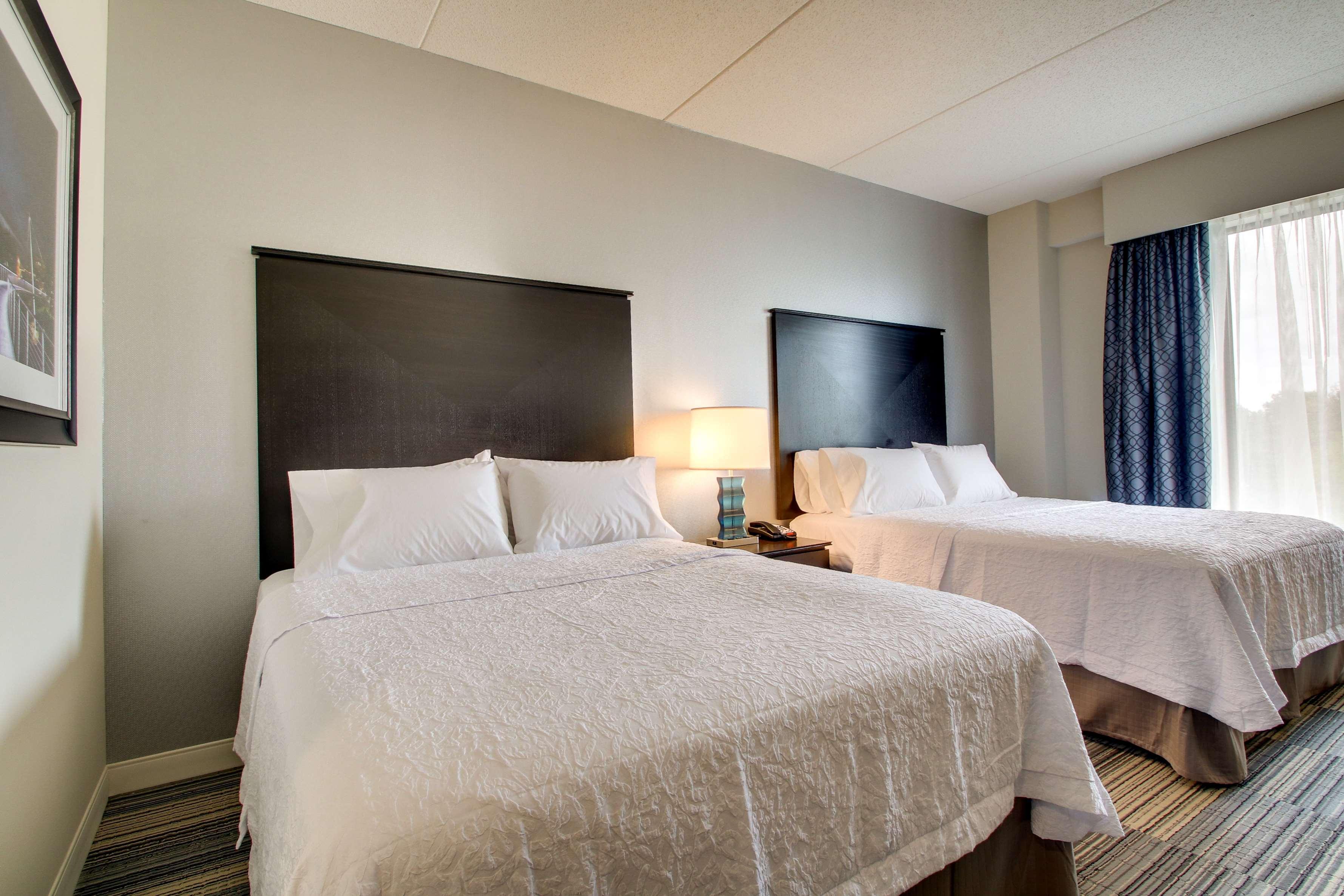 Hampton Inn & Suites Greenville Airport Bagian luar foto