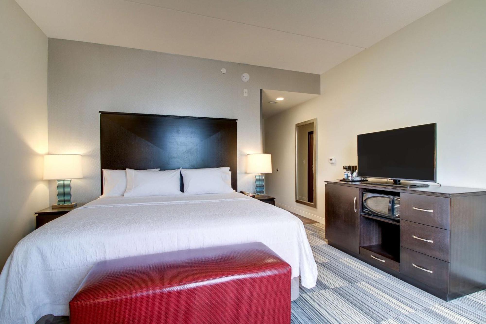 Hampton Inn & Suites Greenville Airport Bagian luar foto
